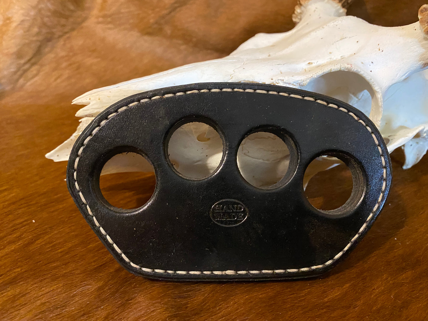 LEATHER KNUCKLES